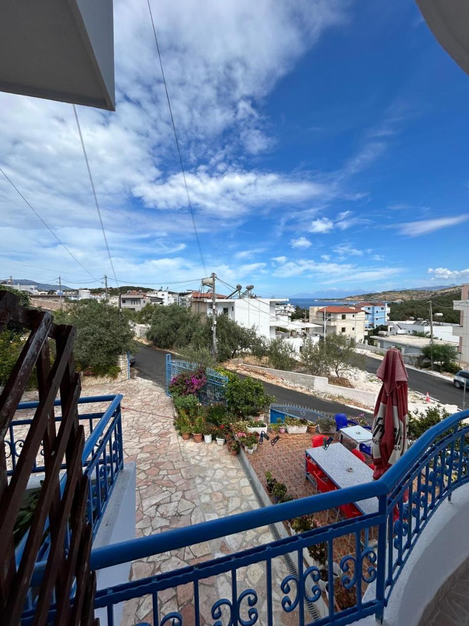Caushi Apartments Ксамил Экстерьер фото